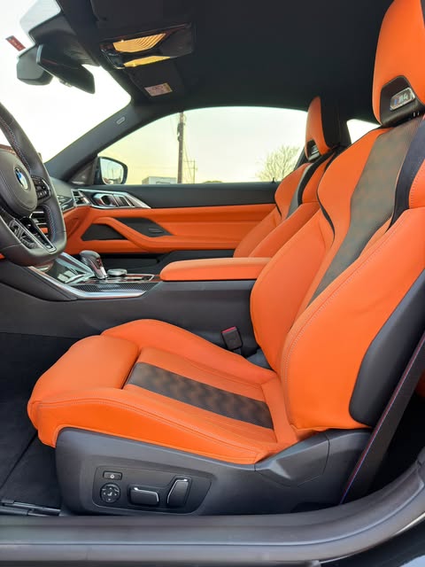BMW M4 COMPETITION - Imagem 12