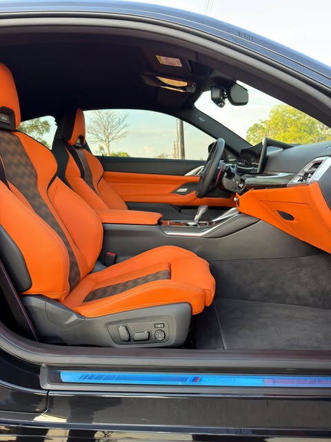 BMW M4 COMPETITION - Imagem 8