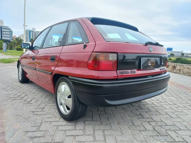 GM ASTRA GLS 2.0 TURBO - Imagem 4