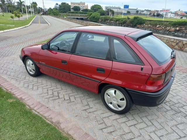 GM ASTRA GLS 2.0 TURBO - Imagem 8