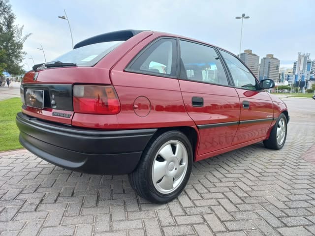GM ASTRA GLS 2.0 TURBO - Imagem 9