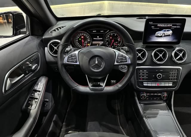 MERCEDES-BENZ GLA 250 - Imagem 6