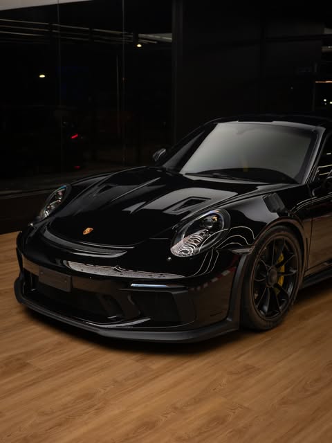 PORSCHE 911 GT3 RS - Imagem 15