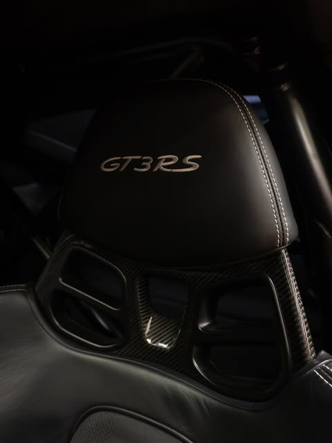 PORSCHE 911 GT3 RS - Imagem 20