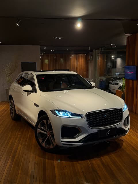 JAGUAR F-PACE SE P400E R-DYNAMIC - Imagem 2