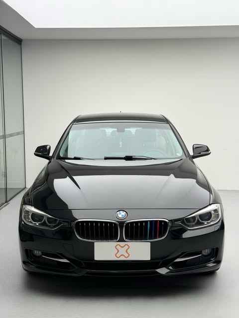 BMW 320I - Imagem 2