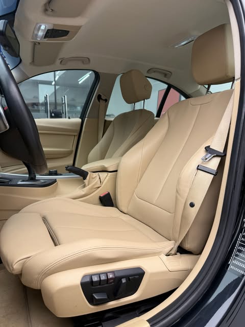 BMW 320I - Imagem 4