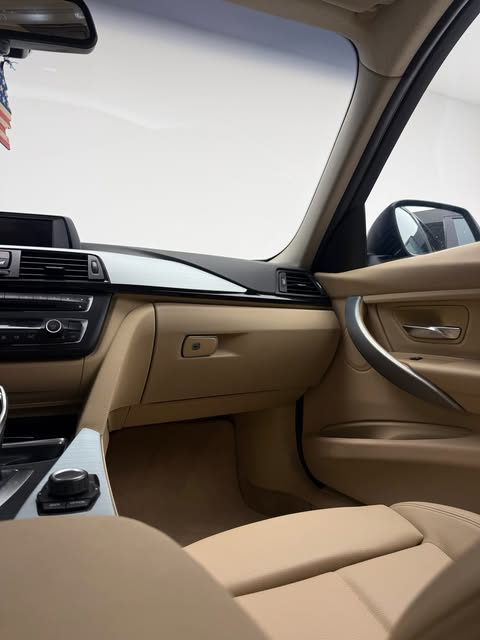 BMW 320I - Imagem 7