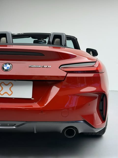 BMW Z4 - Imagem 12