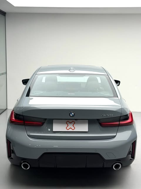 BMW 320I M SPORT - Imagem 11