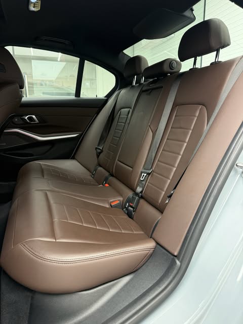 BMW 320I M SPORT - Imagem 5