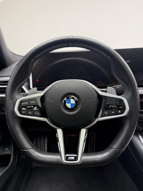 BMW 320I M SPORT - Imagem 9