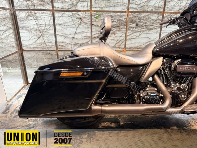 HARLEY-DAVIDSON STREET GLIDE SPECIAL - Imagem 4