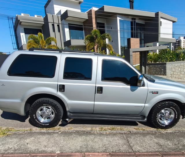 FORD F-250 TROPICAL / TROPIVAN - Imagem 14