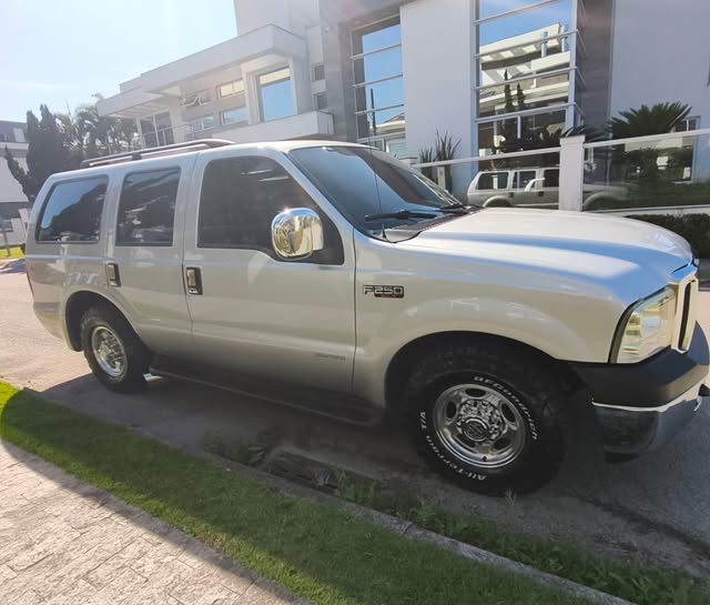FORD F-250 TROPICAL / TROPIVAN - Imagem 5