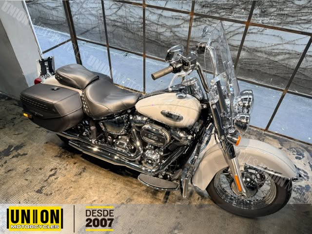 HARLEY-DAVIDSON HERITAGE CLASSIC 114 - Imagem 3