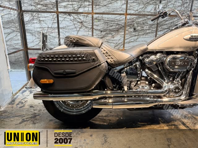 HARLEY-DAVIDSON HERITAGE CLASSIC 114 - Imagem 4