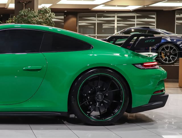 PORSCHE 911 GT3 - Imagem 2