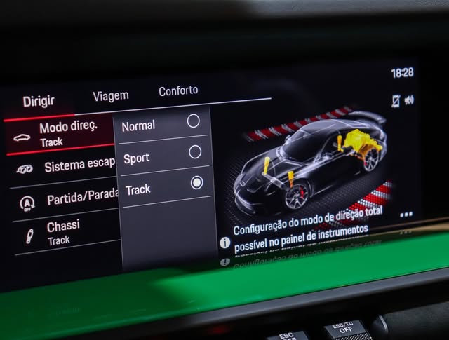 PORSCHE 911 GT3 - Imagem 12