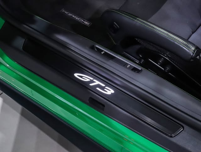 PORSCHE 911 GT3 - Imagem 15