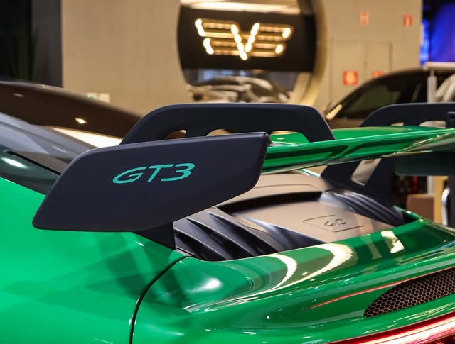 PORSCHE 911 GT3 - Imagem 19