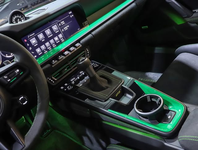 PORSCHE 911 GT3 - Imagem 10