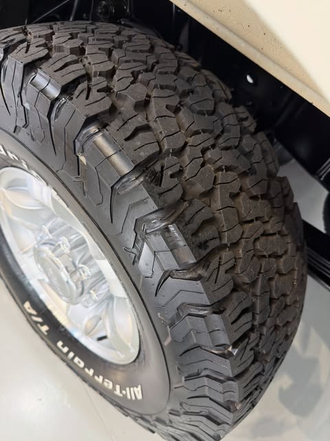 FORD F-250 XLT-L - Imagem 11