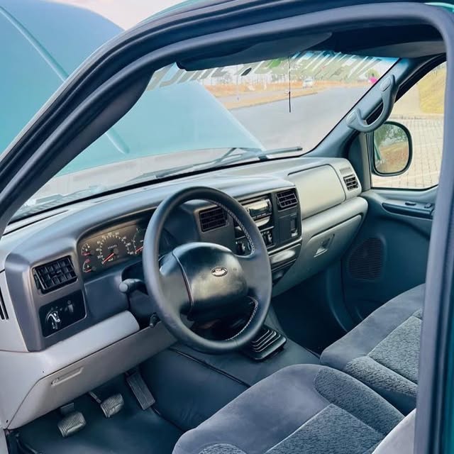 FORD F-250 XL-L - Imagem 8