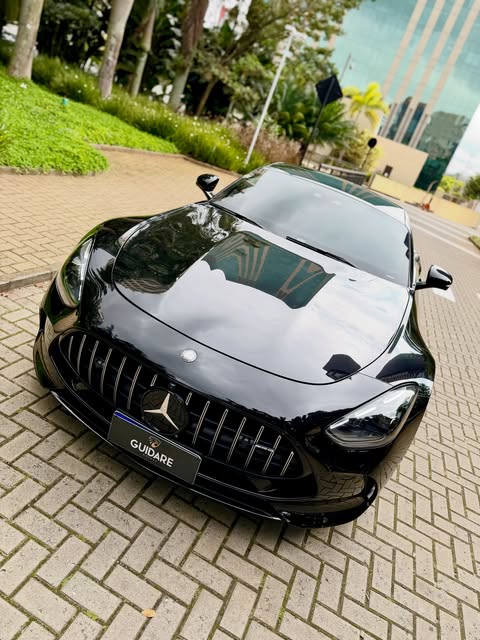 MERCEDES-BENZ AMG GT63 E-PERFORMANCE - Imagem 6