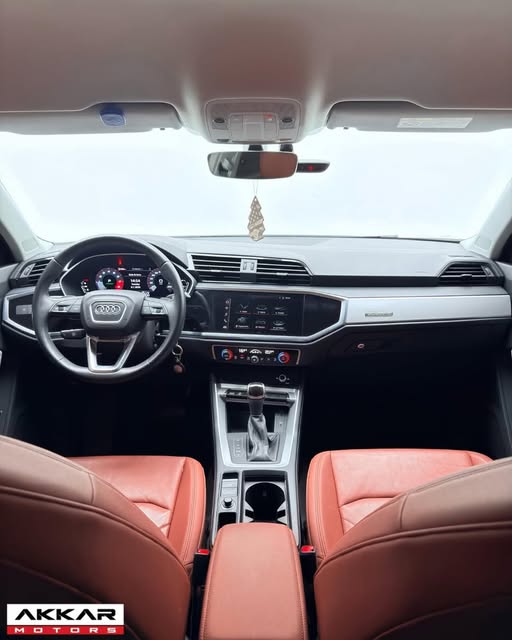 AUDI Q3 PERFORMANCE QUATTRO - Imagem 8