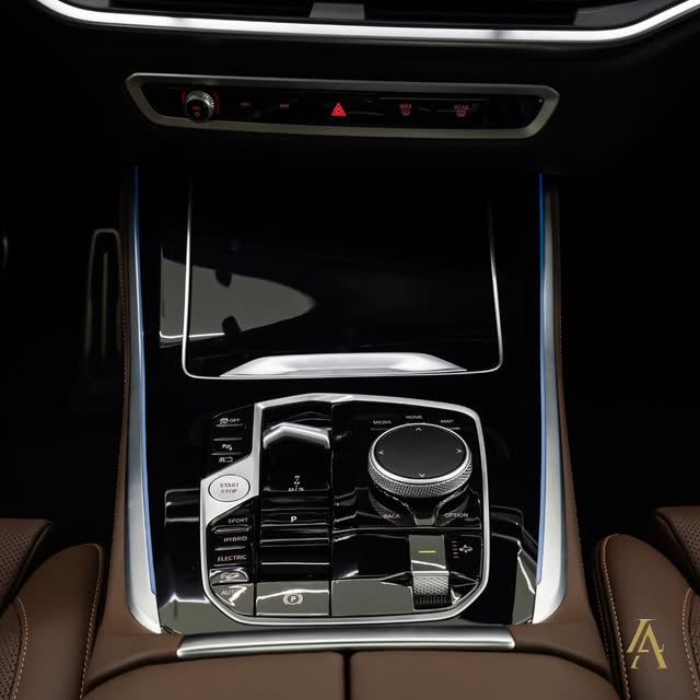 BMW X5 50E M SPORT - Imagem 12