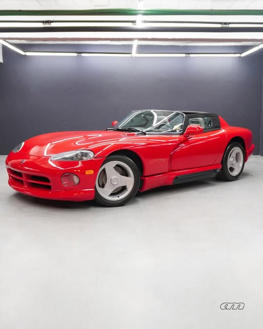DODGE VIPER RT-10 - Imagem 1