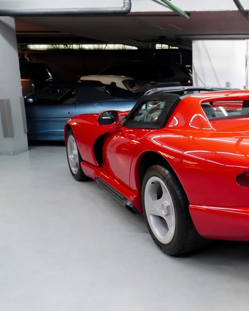 DODGE VIPER RT-10 - Imagem 7