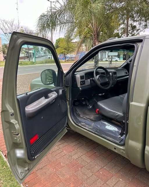 FORD F-250 XL - Imagem 7