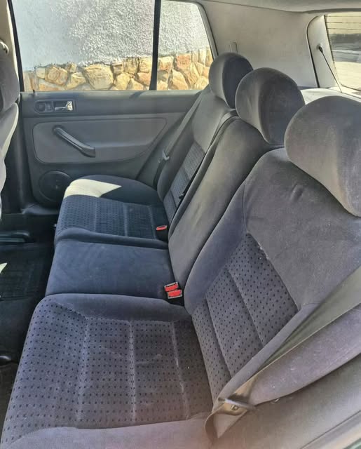 VOLKSWAGEN GOLF - Imagem 6