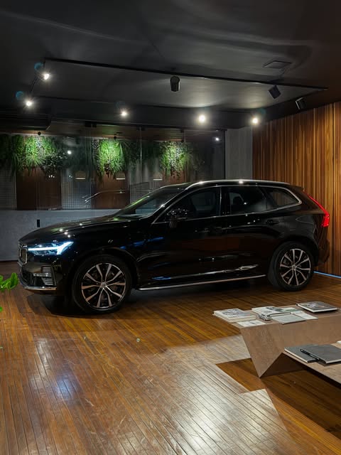 VOLVO XC60 T8 ULTIMATE - Imagem 9