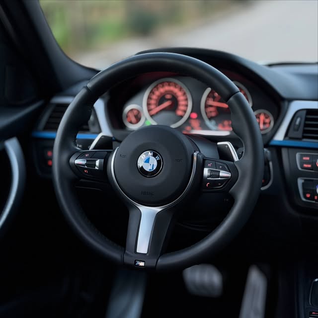 BMW 335I M SPORT - Imagem 11