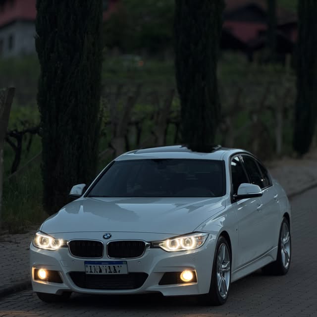 BMW 335I M SPORT - Imagem 18