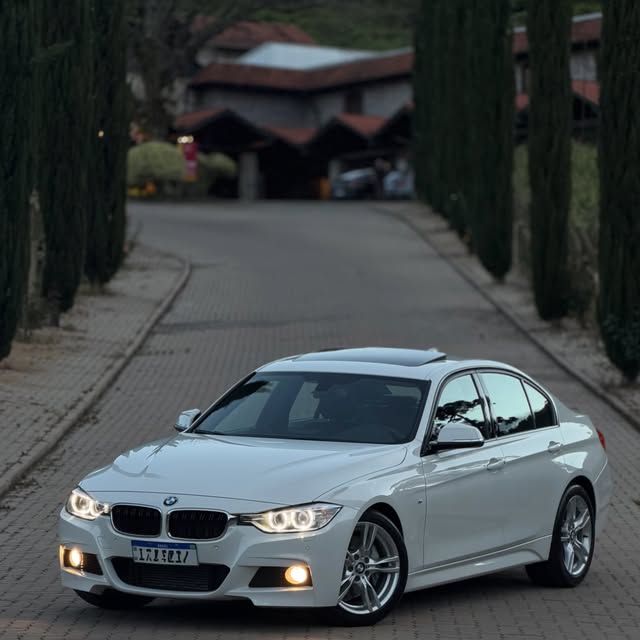 BMW 335I M SPORT - Imagem 3