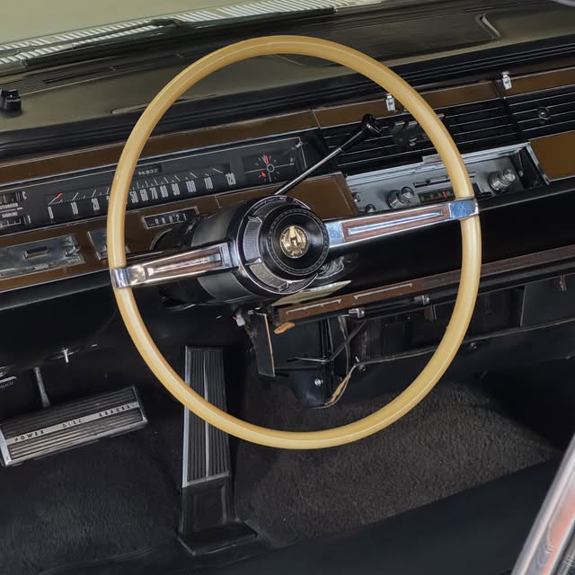 CHRYSLER IMPERIAL CROWN COUPE - Imagem 13