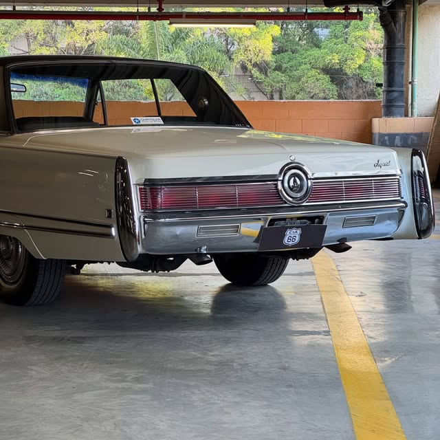 CHRYSLER IMPERIAL CROWN COUPE - Imagem 6