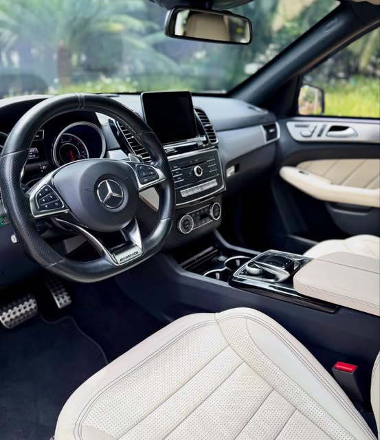 MERCEDES-BENZ GLE63 AMG - Imagem 10