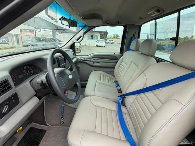 FORD F-250 XLT - Imagem 12