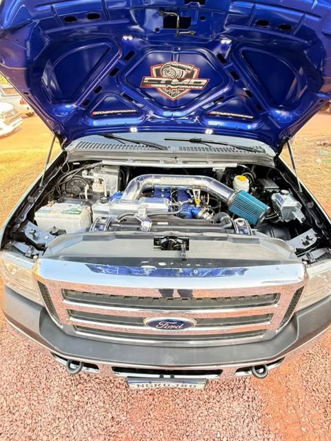 FORD F-250 XLT-L - Imagem 18