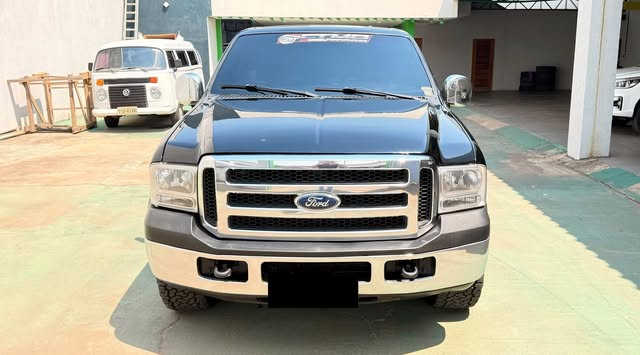 FORD F-250 XLT-L - Imagem 3