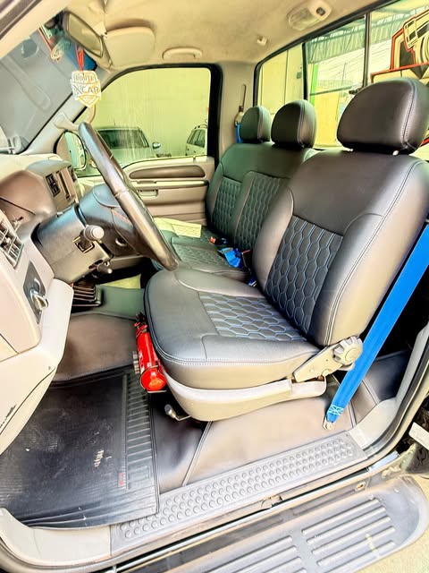 FORD F-250 XLT-L - Imagem 9