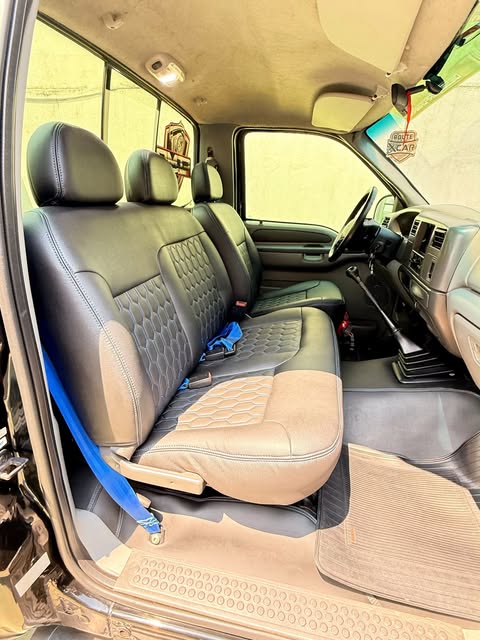 FORD F-250 XLT-L - Imagem 10