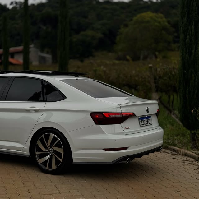 VOLKSWAGEN JETTA GLI 350TSI - Imagem 12