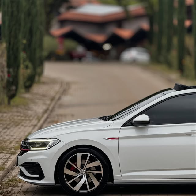 VOLKSWAGEN JETTA GLI 350TSI - Imagem 4