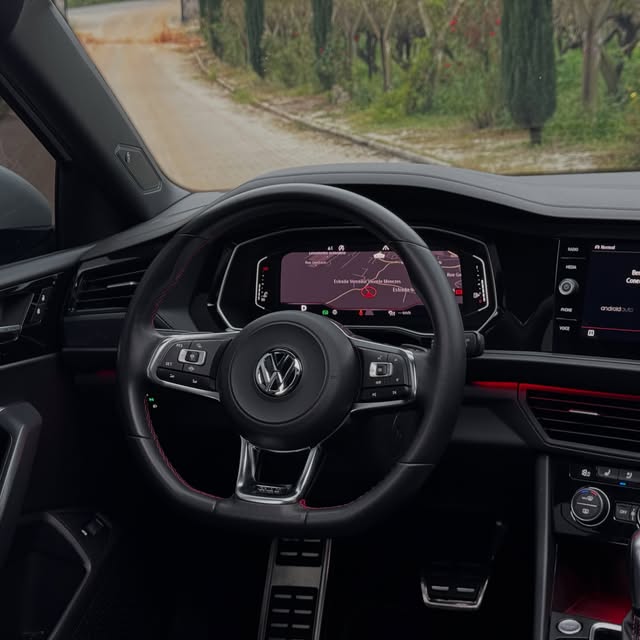 VOLKSWAGEN JETTA GLI 350TSI - Imagem 8